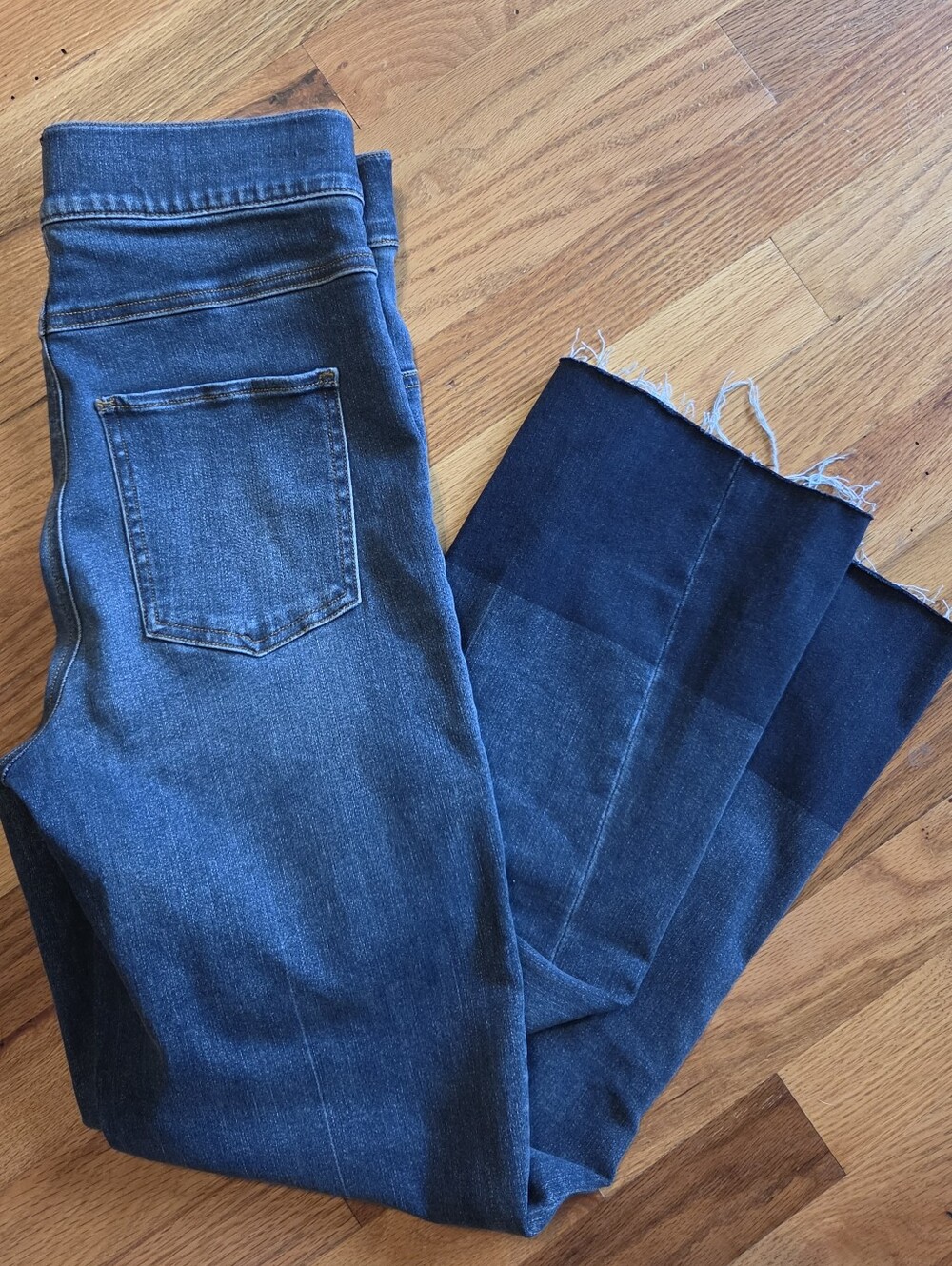 SPANX Jeans Women's Small Kick Flare Blue Denim Two-Tone Jeans Boho